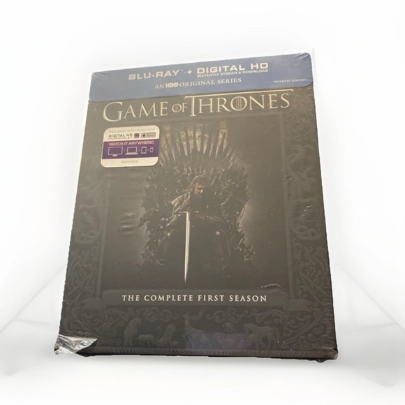 Game of Thrones: The Complete First Season 5 Disc Box Set w/ Bonus (Blu-ray) - Picture 1 of 6